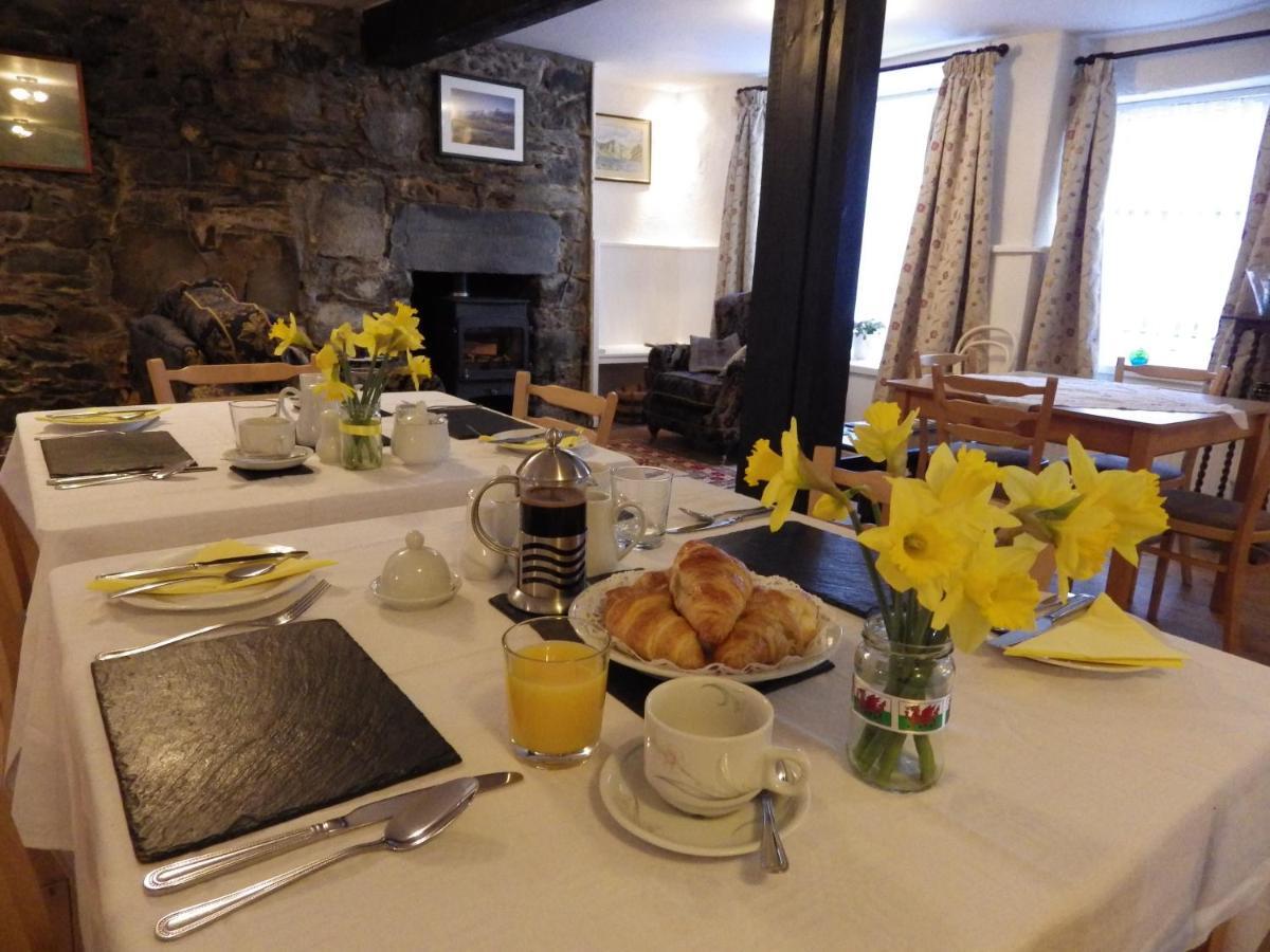 Aber Cottage B&B Долгелай Екстериор снимка